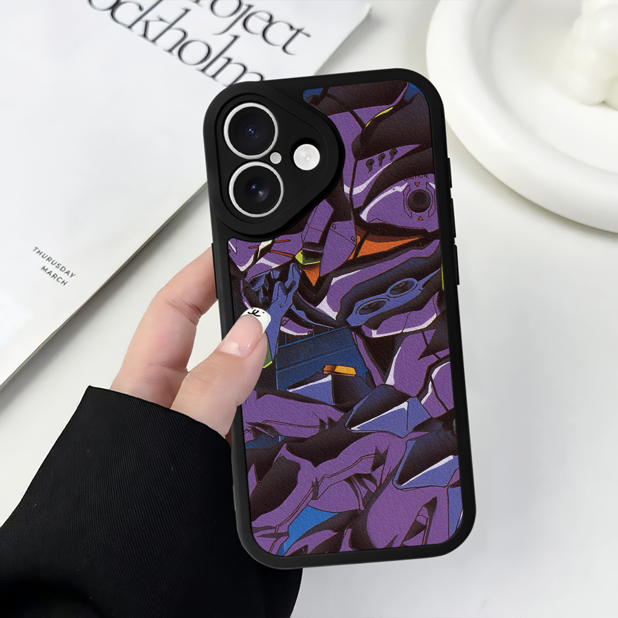 （画像用） EVA 新世紀エヴァンゲリオン 【iPhone 16シリーズ対応】シリコンスマホケース（レザー調） 材質：シリコン